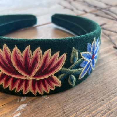 Hårbøyle brodert og montert,  Nordlandsbunad Dame
